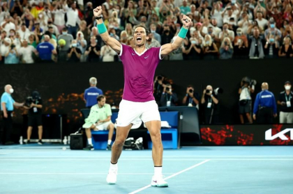 Rafael Nadal, campion la Australian Open - Revenire senzationala de la 0-2 la seturi cu Daniil Medvedev Rafael Nadal, campion la Australian Open - Revenire senzationala de la 0-2 la seturi cu Daniil Medvedev