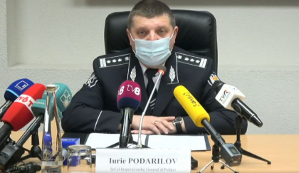 Declaratiile politiei, dupa ce administratorii unui local s-au baricadat in interior cu sute de clienti: „Dupa trei ore de negocieri, au eliberate persoanele sechestrate” - VIDEO Declaratiile politiei, dupa ce administratorii unui local s-au baricadat in interior cu sute de clienti: „Dupa trei ore de negocieri, au eliberate persoanele sechestrate” - VIDEO
