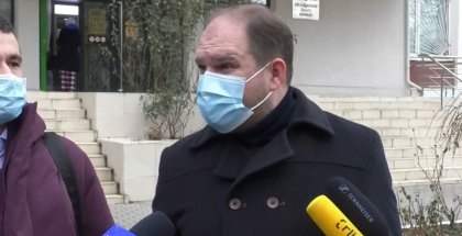 Ion Ceban la Curtea de Apel Chisinau. Acesta a depus cererea prin care da in judecata Guvernul: ,,Maine mergem la procuratura"