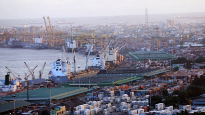 Porturi din Germania, Olanda si Belgia au fost atacate de hackeri. Au fost vizate terminalele petroliere