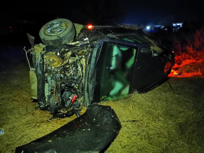 Accident tragic la Causeni. Un barbat a murit pe loc, dupa ce s-a lovit cu masina de parapetul de la marginea drumului - FOTO
