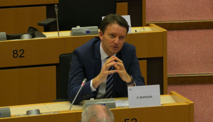 Siegfried Muresan cere Parlamentului European ca Republica Moldova sa primeasca statutul preliminar de aderare la Uniunea Europeana Siegfried Muresan cere Parlamentului European ca Republica Moldova sa primeasca statutul preliminar de aderare la Uniunea Europeana