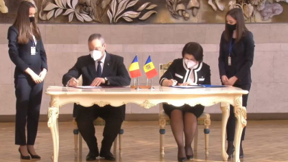 Semnarea Acordurilor si tratatelor bilaterale intre Guvernele Republicii Moldova si Romaniei Semnarea Acordurilor si tratatelor bilaterale intre Guvernele Republicii Moldova si Romaniei