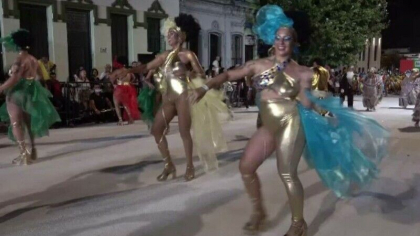Carnaval la Montevideo, cu o explozie de culoare. Alte tari au anulat serbarile
Carnaval la Montevideo, cu o explozie de culoare. Alte tari au anulat serbarile