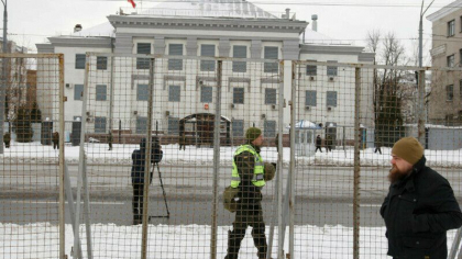 Diplomatii rusi au inceput sa fie evacuati din Ucraina. Reactia Kievului
Diplomatii rusi au inceput sa fie evacuati din Ucraina. Reactia Kievului