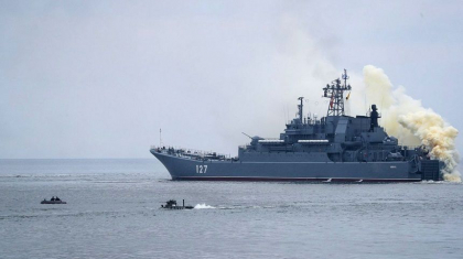 Criza ucraineana: Rusia a lansat noi manevre navale in Marea Neagra si denunta "isteria" americana
Criza ucraineana: Rusia a lansat noi manevre navale in Marea Neagra si denunta "isteria" americana