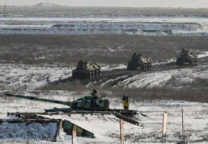 Criza ucraineana: Kremlinul confirma retragerea unei parti din fortele militare ruse stationate langa Ucraina Criza ucraineana: Kremlinul confirma retragerea unei parti din fortele militare ruse stationate langa Ucraina