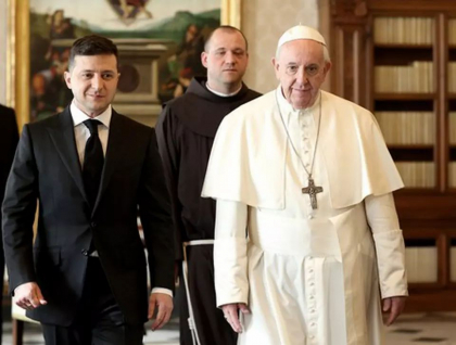 Papa Francisc, dorit de Ucraina sa medieze conflictul cu Rusia Papa Francisc, dorit de Ucraina sa medieze conflictul cu Rusia