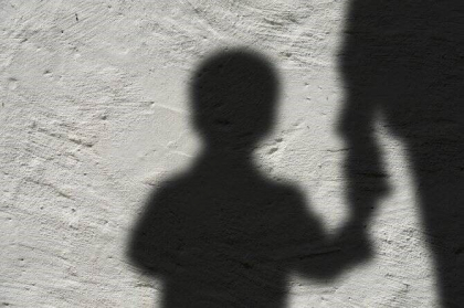 Un barbat, care ar fi fost suspectat de parintii copiilor unei gradinite din capitala, ca incerca sa ademeneasca copilasii - identificat de politie