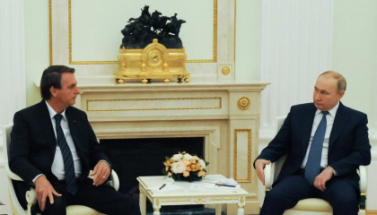 Bolsonaro, vizita la Moscova, in toiul crizei ucrainene: Putin saluta relatiile cu Brazilia, Bolsonaro se declara „solidar” cu Rusia