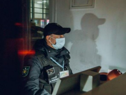 Doi moldoveni - cercetati, dupa ce au incercat sa treaca vama cu acte false. Politia: ,,Unul din barbati nici nu banuia ca are permisul fals”