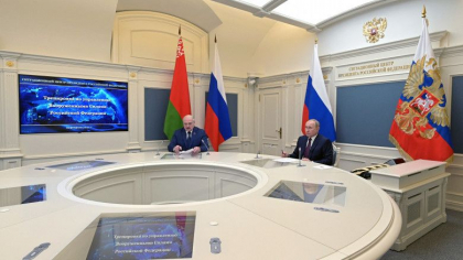 Vladimir Putin a urmarit in direct de la Kremlin un exercitiu de testare a „triadei nucleare a Rusiei” Vladimir Putin a urmarit in direct de la Kremlin un exercitiu de testare a „triadei nucleare a Rusiei”