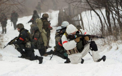 Criza din Ucraina: Explozia masinii unui lider separatist in Donetk / Moscova repatriaza cetatenii rusi din Donbas si sustine ca Ucraina comite un ”genocid” Criza din Ucraina: Explozia masinii unui lider separatist in Donetk / Moscova repatriaza cetatenii rusi din Donbas si sustine ca Ucraina comite un ”genocid”