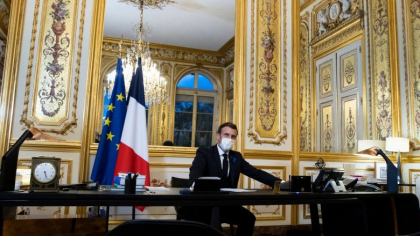 Dupa ce a vorbit cu Putin, Macron i-a sunat pe Zelenski, Boris Johnson si Biden. Eforturi pentru un armistitiu in estul Ucrainei Dupa ce a vorbit cu Putin, Macron i-a sunat pe Zelenski, Boris Johnson si Biden. Eforturi pentru un armistitiu in estul Ucrainei