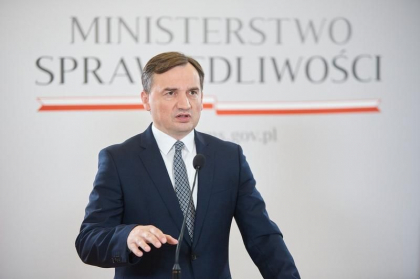 Polonia anunta o ofensiva anti-UE „in apararea suveranitatii nationale”