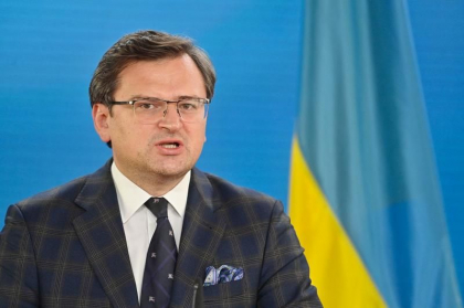 Confruntata cu Rusia, Ucraina cere Occidentului mai multe arme. „UE sa ofere promisiunea unei viitoare aderari a Ucrainei” Confruntata cu Rusia, Ucraina cere Occidentului mai multe arme. „UE sa ofere promisiunea unei viitoare aderari a Ucrainei”