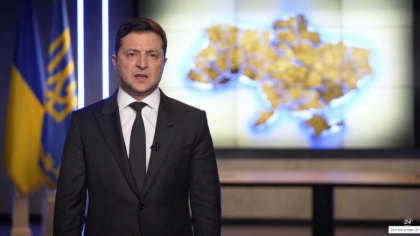 Zelenski, discurs dupa miezul noptii, in pragul invaziei: Ne vom apara