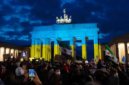 ”Opriti aceasta nebunie”: Demonstratii anti-razboi in Europa