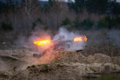 Armata ucraineana anunta ca a doborat cinci avioane rusesti si un elicopter. Rusia spune ca a neutralizat apararea aeriana a Ucrainei