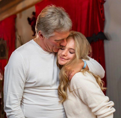 Liza Peskova, fiica secretarului de presa al Kremlinului, Dmitri Peskov - impotriva razboiului - FOTO Liza Peskova, fiica secretarului de presa al Kremlinului, Dmitri Peskov - impotriva razboiului - FOTO