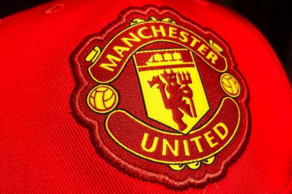 Manchester United a renuntat la sponsorul rus Aeroflot Manchester United a renuntat la sponsorul rus Aeroflot