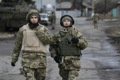 Eroii nu au gen. Femeile din Ucraina pe prima linie de front - FOTO Eroii nu au gen. Femeile din Ucraina pe prima linie de front - FOTO