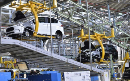 Volkswagen, Renault si Nokian Tyre, intre companiile care vor opri temporar sau vor muta productia in urma invadarii Ucrainei de catre Rusia Volkswagen, Renault si Nokian Tyre, intre companiile care vor opri temporar sau vor muta productia in urma invadarii Ucrainei de catre Rusia