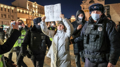 Protestele fata de invadarea Ucrainei continua in Rusia. Au fost arestati peste 4.000 de manifestanti Protestele fata de invadarea Ucrainei continua in Rusia. Au fost arestati peste 4.000 de manifestanti