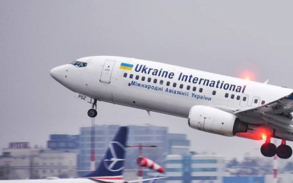 Ukraine International Airlines isi suspenda zborurile pana in 23 martie