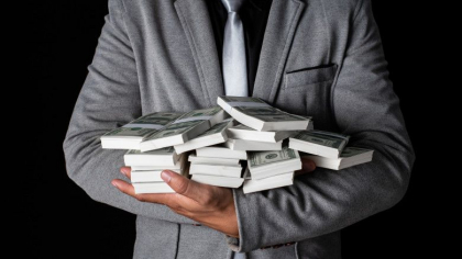Marea Britanie da o noua lovitura Rusiei si oligarhilor rusi: Nu este loc pentru bani murdari