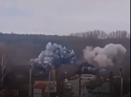 Momentul in care inca un pod din Ucraina a fost aruncat in aer, dupa trecerea armatei ruse - VIDEO Momentul in care inca un pod din Ucraina a fost aruncat in aer, dupa trecerea armatei ruse - VIDEO