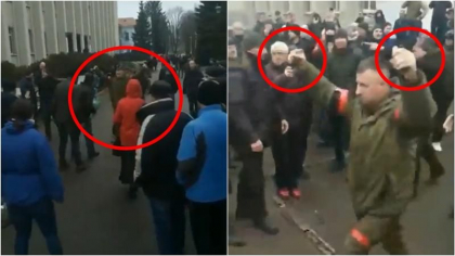 Soldati rusi care au negociat predarea unui oras ies cu grenade in mana de teama sa nu fie linsati de oamenii care protestau - VIDEO Soldati rusi care au negociat predarea unui oras ies cu grenade in mana de teama sa nu fie linsati de oamenii care protestau - VIDEO