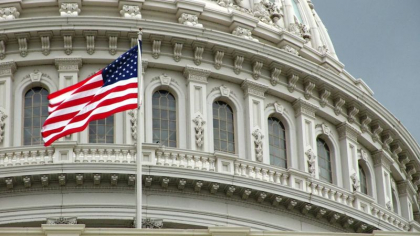 O comisie a Congresului Statelor Unite a stabilit ca fostul presedinte Donald Trump a incalcat legea pentru a inversa rezultatul alegerilor