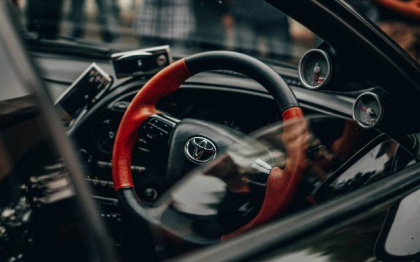 Toyota isi suspenda productia in Rusia, invocand probleme de aprovizionare