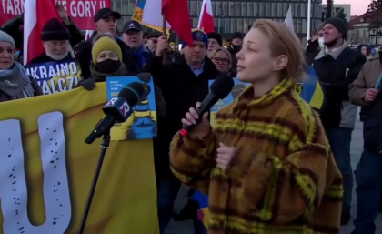 „Sunteti in sclavie!”: Tina Karol s-a adresat rusilor la un miting pentru Ucraina la Varsovia - VIDEO „Sunteti in sclavie!”: Tina Karol s-a adresat rusilor la un miting pentru Ucraina la Varsovia - VIDEO