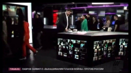 Toti angajatii unei televiziuni din Rusia au demisionat in bloc, live. Platoul stirilor a ramas pustiu - VIDEO Toti angajatii unei televiziuni din Rusia au demisionat in bloc, live. Platoul stirilor a ramas pustiu - VIDEO