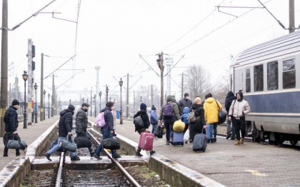 28.235 de ucraineni au intrat in Romania in ultima zi / Totalul a ajuns la aproape 200.000 de la inceperea razboiului din care 130.000 au si iesit 28.235 de ucraineni au intrat in Romania in ultima zi / Totalul a ajuns la aproape 200.000 de la inceperea razboiului din care 130.000 au si iesit