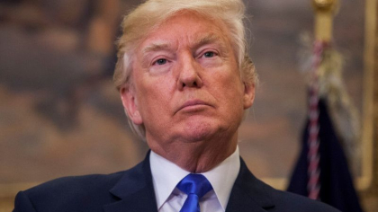 Trump, in gluma: SUA ar trebui sa-i bombardeze pe rusi cu avioane pe care sa puna drapelul Chinei, “pana o ia mama naibii”
Trump, in gluma: SUA ar trebui sa-i bombardeze pe rusi cu avioane pe care sa puna drapelul Chinei, “pana o ia mama naibii”