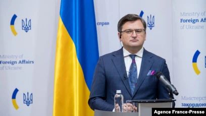 Ucraina doreste ca cererea sa de aderare la UE sa fie luata in considerare separat de Georgia si Moldova Ucraina doreste ca cererea sa de aderare la UE sa fie luata in considerare separat de Georgia si Moldova