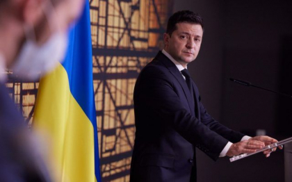 Zelenski: Un copil a murit de deshidratare in Mariupol. Fetita de 6 ani a ramas prinsa sub daramaturile casei ei Zelenski: Un copil a murit de deshidratare in Mariupol. Fetita de 6 ani a ramas prinsa sub daramaturile casei ei