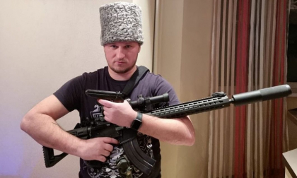 Ce vad rusii, de fapt, la TV si cum le e prezentat razboiul din Ucraina. Oleksandr Aliyev si-a renegat parintii Ce vad rusii, de fapt, la TV si cum le e prezentat razboiul din Ucraina. Oleksandr Aliyev si-a renegat parintii
