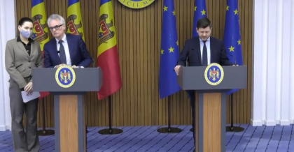 Reprezentant ONU, Roland Schilling, in Moldova: „Intr-o prima etapa, sunt planificate 120 milioane de dolari pentru a ajuta in contextul crizei” - VIDEO Reprezentant ONU, Roland Schilling, in Moldova: „Intr-o prima etapa, sunt planificate 120 milioane de dolari pentru a ajuta in contextul crizei” - VIDEO