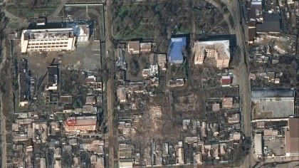 Imagini din satelit cu dezastrul din Mariupol, dupa bombardamentele rusesti. Mortii din oras sunt ingropati in gropi comune - FOTO Imagini din satelit cu dezastrul din Mariupol, dupa bombardamentele rusesti. Mortii din oras sunt ingropati in gropi comune - FOTO