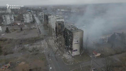 Moscova acuza Kievul ca detine arme chimice. Servicii secrete: ”Rusia ar putea pregati terenul pentru un atac chimic”