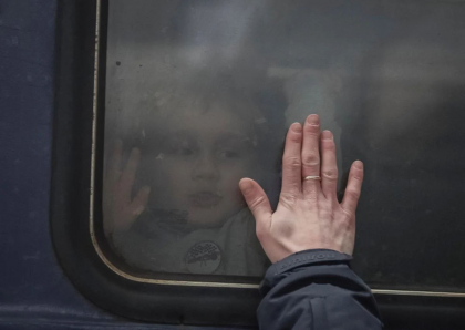 Ocupantii rusi au ucis 79 de copii in timpul celor 16 zile de razboi cu Ucraina
Ocupantii rusi au ucis 79 de copii in timpul celor 16 zile de razboi cu Ucraina