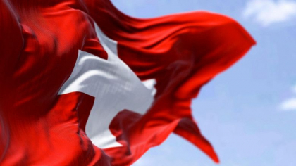 Elvetia interzice survolarea teritoriului sau pentru transportul de arme
Elvetia interzice survolarea teritoriului sau pentru transportul de arme