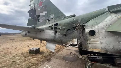 Rusia prezinta cazul unui pilot de Su-25 care, dupa ce a fost lovit de o racheta sol-aer, a reusit sa aduca aeronava avariata la baza - VIDEO Rusia prezinta cazul unui pilot de Su-25 care, dupa ce a fost lovit de o racheta sol-aer, a reusit sa aduca aeronava avariata la baza - VIDEO