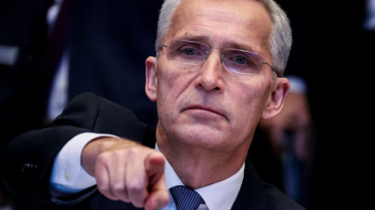 Stoltenberg: Suntem ingrijorati ca Moscova ar putea inscena o operatiune sub steag fals, posibil cu arme chimice
Stoltenberg: Suntem ingrijorati ca Moscova ar putea inscena o operatiune sub steag fals, posibil cu arme chimice