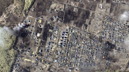 Noi imagini din satelit. In localitatile de langa Kiev aproape fiecare casa este distrusa sau arde inca dupa bombardamente - FOTO Noi imagini din satelit. In localitatile de langa Kiev aproape fiecare casa este distrusa sau arde inca dupa bombardamente - FOTO