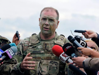 General american care a condus fortele SUA din Europa: „In aproximativ 10 zile Rusia se va sufoca” General american care a condus fortele SUA din Europa: „In aproximativ 10 zile Rusia se va sufoca”
